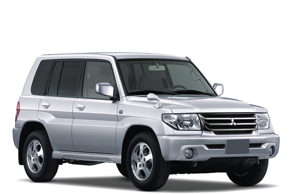 Mitsubishi Pajero İo 4*4 Gasoline Automatic